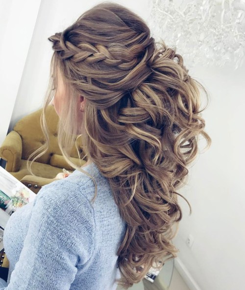 50 Half Updos für Ihre perfekte Alltags- und Party-Looks  