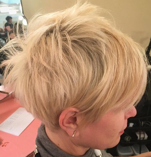 70 Short Shaggy, Stachelige, Edgy Pixie Schnitte und Frisuren  