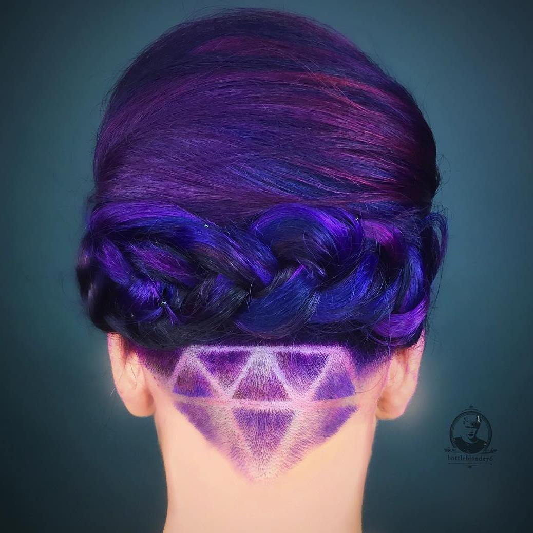 20 Undercut Haar Tattoo Ideen für Mädchen  