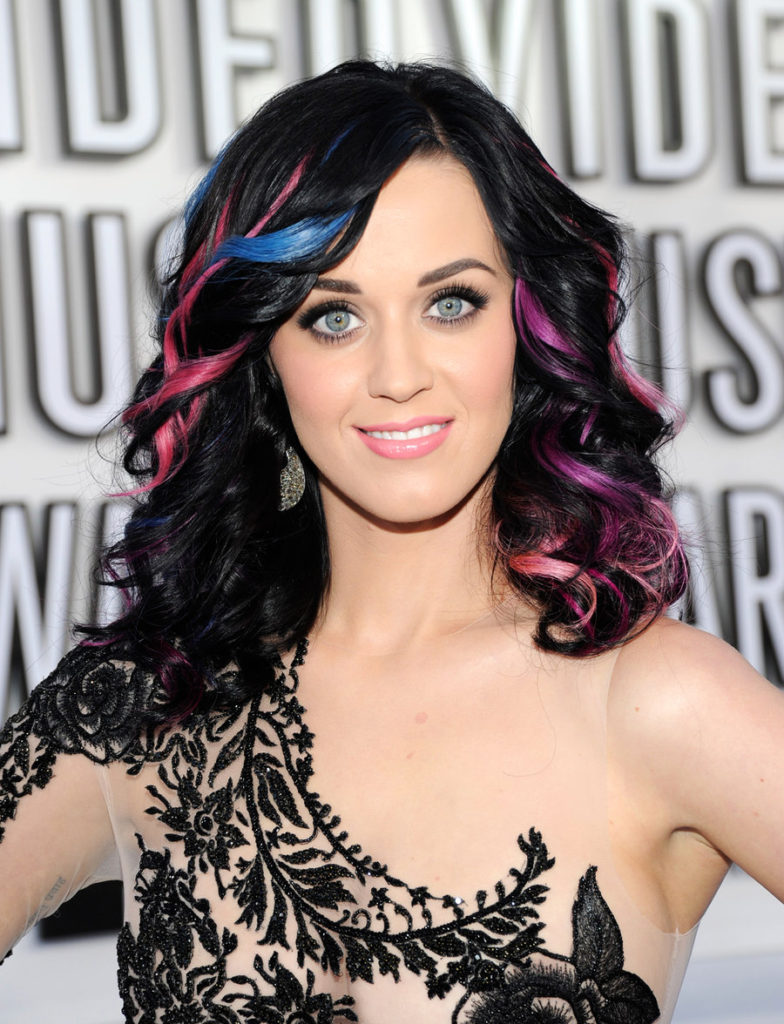 18 Katy Perry Frisuren Inspiration dieses Jahr zu kopieren 