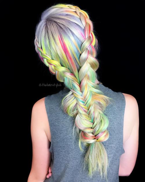 Der Neon Hair Trend ist wild, aber wir lieben es  