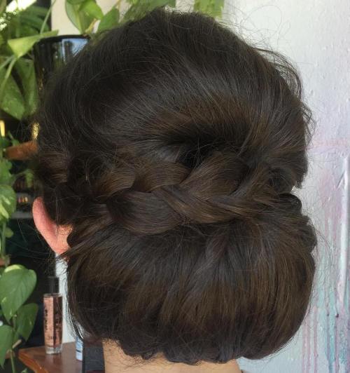 Quick Updos - 30 Möglichkeiten, um Ihr Haar schnell und einfach zu stylen  