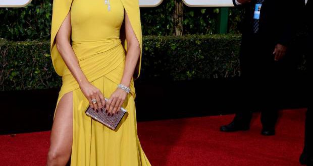 Erstelle J. Lo's atemberaubende Golden Globes Red Carpet Frisur  
