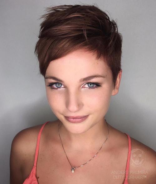 70 Short Shaggy, Stachelige, Edgy Pixie Schnitte und Frisuren  