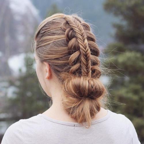 40 Lovely Low Bun Frisuren für Ihre Inspiration  