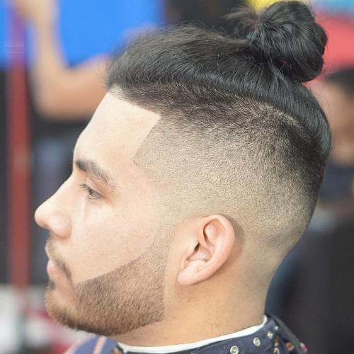 25 Sexy Man Bun Styles, die Sie wissen müssen  