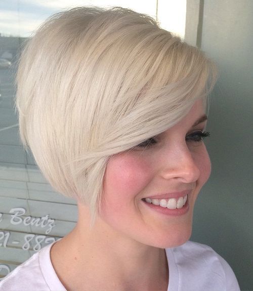 32 Exquisite kurze blonde Frisuren für Frauen  
