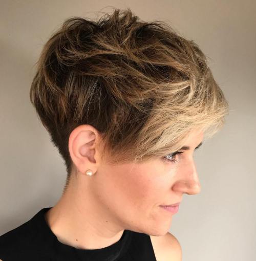 70 Short Shaggy, Stachelige, Edgy Pixie Schnitte und Frisuren  