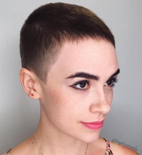 20 Statement Androgynous Haarschnitte für Frauen  