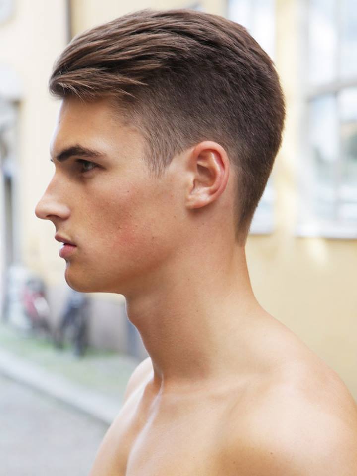 50+ Best Frisuren für Männer - erscheinen jung wild und frei  