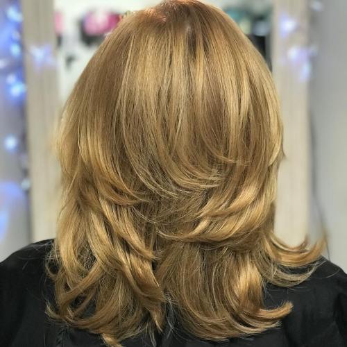 80 besten modernen Haarschnitte und Frisuren für Frauen über 50  