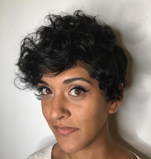 30 Standout Curly and Wavy Pixie Cuts  