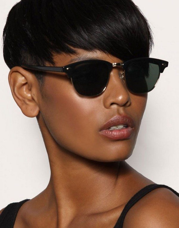 18 atemberaubende kurze Frisuren für schwarze Frauen  