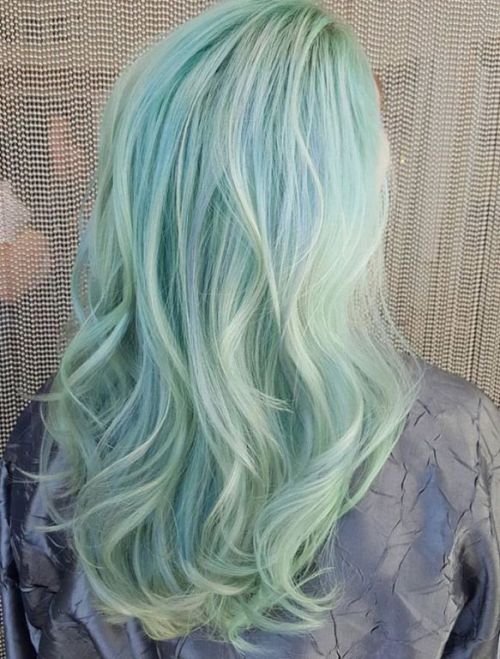 20 Mint Green Frisuren, die total erstaunlich sind  