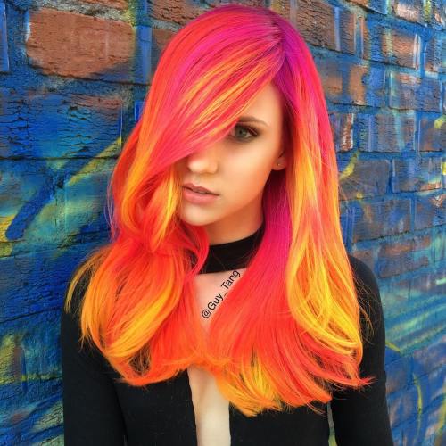 Der Neon Hair Trend ist wild, aber wir lieben es  