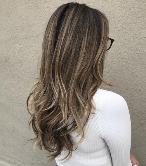 20 Must-Try Subtle Balayage Frisuren  