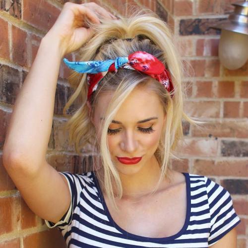 20 wunderschöne Bandana Frisuren für coole Mädchen 