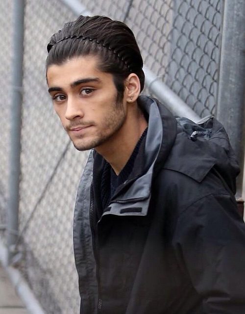 Hübsche Zayn Maliks Haarschnitt-Stile  