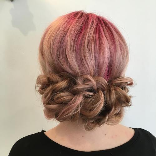 20 Frisuren mit Vier-Strand-Zöpfen, um Sie zu inspirieren  