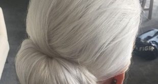 40 stilvolle lange Frisuren für ältere Frauen 