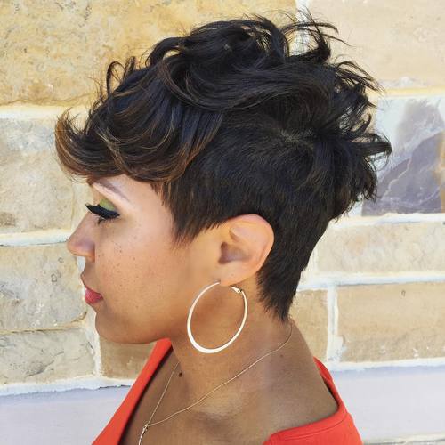 25 exquisite Curly Mohawk Frisuren für Mädchen und Frauen 