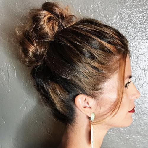 35 einfache und hübsche Top Knot Frisuren  