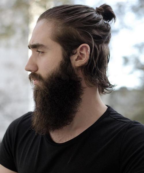 25 Sexy Man Bun Styles, die Sie wissen müssen  