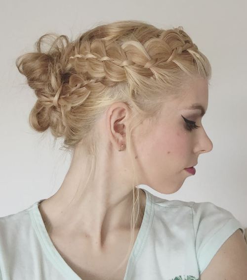 20 Frisuren mit Vier-Strand-Zöpfen, um dich zu inspirieren  