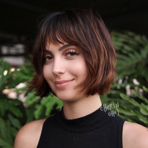 50 Super Cute Looks mit kurzen Frisuren für runde Gesichter  