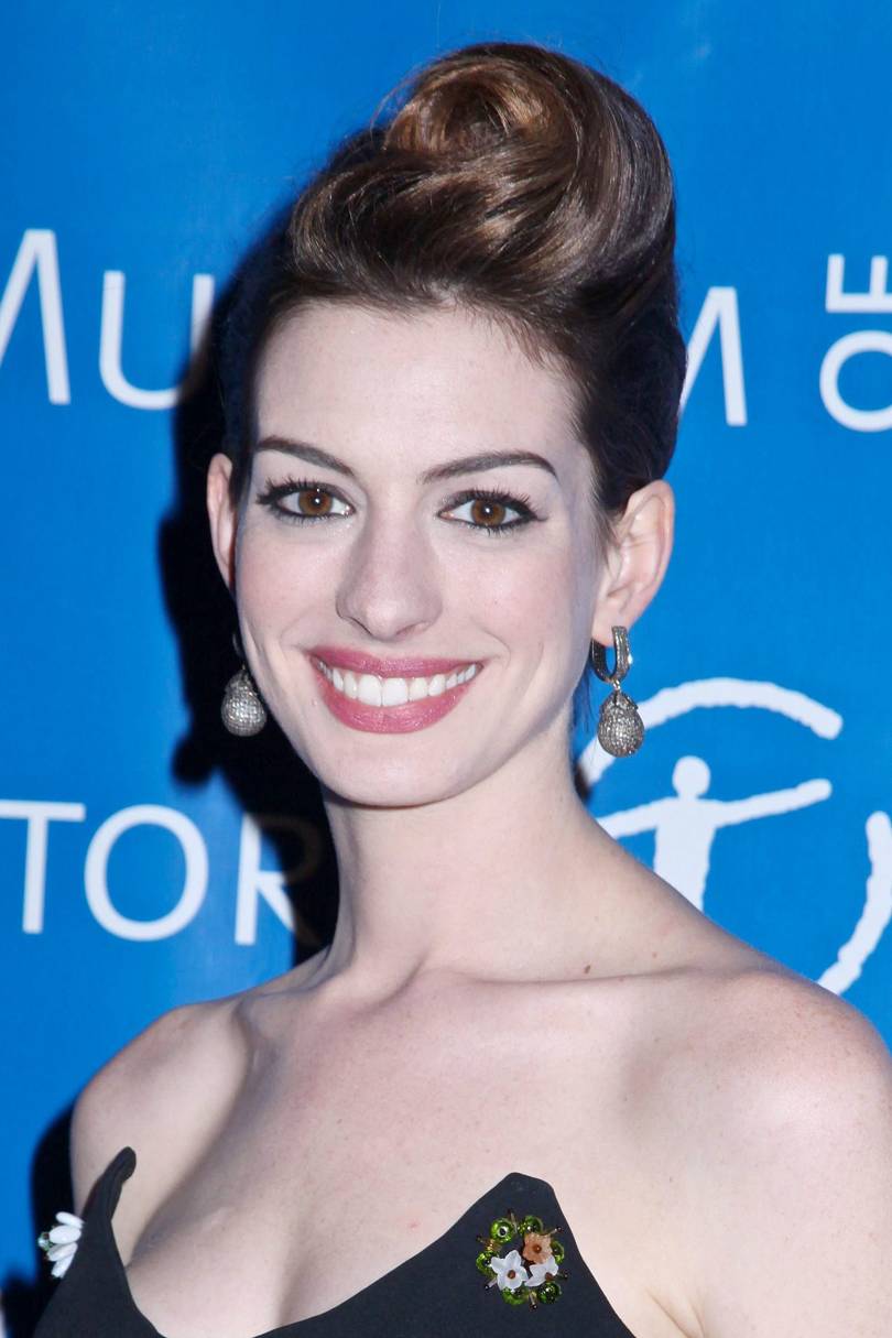 Anne Hathaway Haircut - 35 Anne Hathaways Stylish Hair Looks 