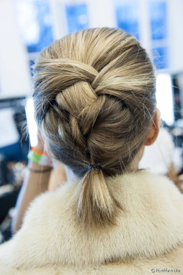 Top 3 Möglichkeiten, um Ihr mittellanges Haar zu stylen  