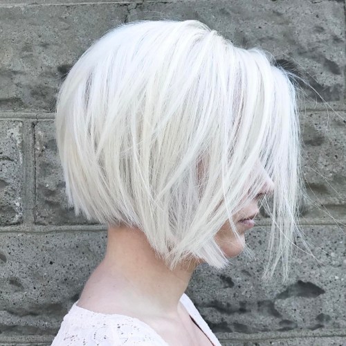 50 Layered Bob Styles: Moderne Frisuren mit Layern für jeden Anlass  