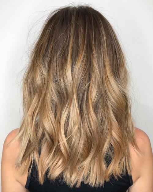 20 Honig Balayage Bilder, die wirklich inspirieren, Höhepunkte zu versuchen  