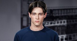 90er Jahre Boy Band Hair für Männer: Ein Pflegetrend, der es wert ist wiederbelebt zu werden? 
