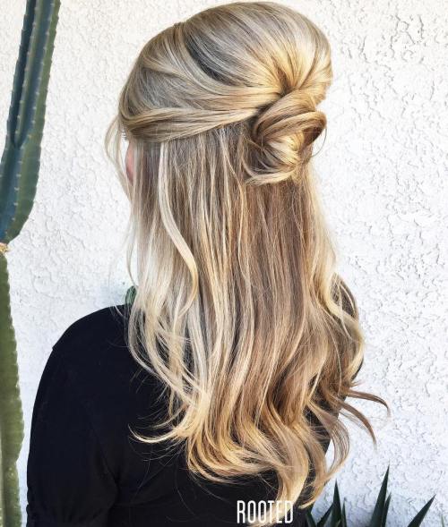 50 Half Updos für Ihre perfekte Alltags- und Party-Looks  