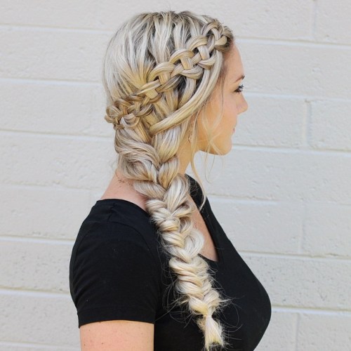 20 Frisuren mit Vier-Strand-Zöpfen, um dich zu inspirieren  