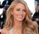 Trendiges welliges Haar in Cannes Neu: L'Oréal-Damen auf dem roten Teppich  