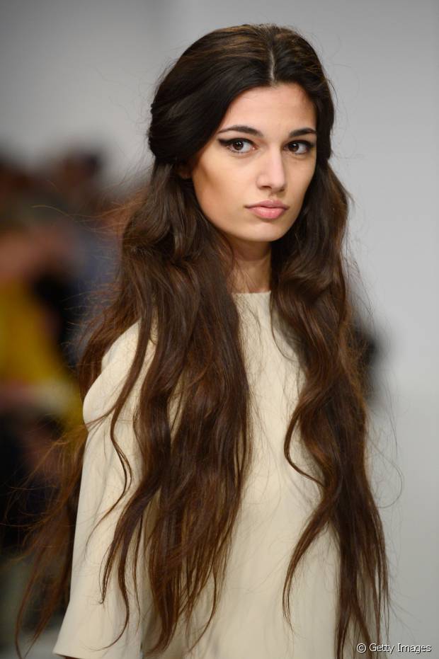 10 neue Möglichkeiten, welliges Haar aller Längen zu stylen 