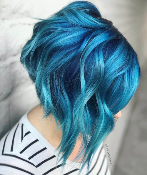 Ocean Hair Trend bringt blaues Haar auf die nächste Stufe 