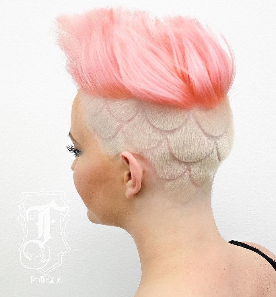 20 Undercut Haar Tattoo Ideen für Mädchen  