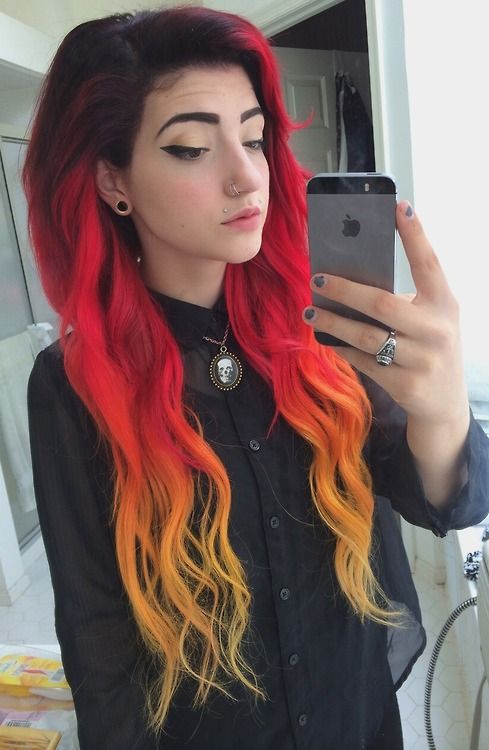 Top 10 feurige rote Ombre Hair Ideen 