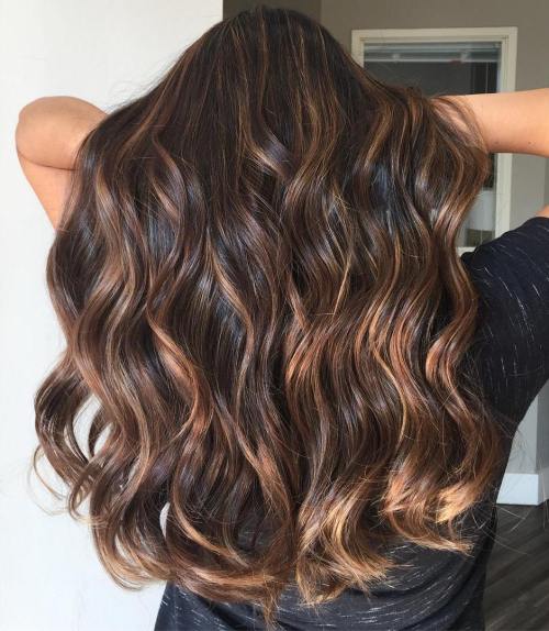 60 Frisuren mit dunkelbraunem Haar mit Highlights  