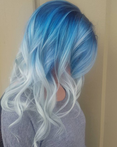 30 eisige hellblaue Haarfarbe Ideen für Mädchen 