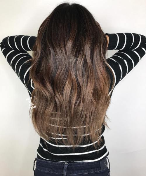 60 Frisuren mit dunkelbraunem Haar mit Highlights  