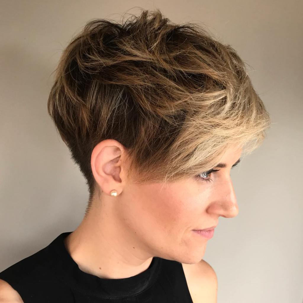 70 Short Shaggy, Stachelige, Edgy Pixie Schnitte und Frisuren  