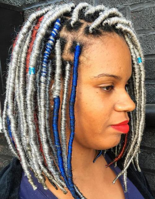 20 süße und kreative Ideen für kurze Faux Locs  