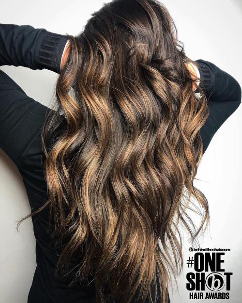 60 Frisuren mit dunkelbraunem Haar mit Highlights  