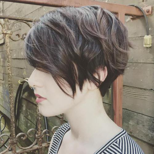 70 Short Shaggy, Stachelige, Edgy Pixie Schnitte und Frisuren  