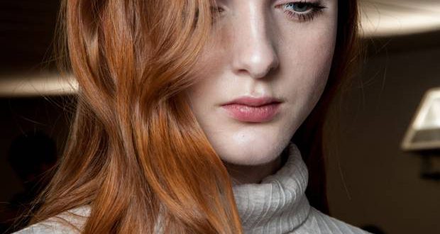 Hair Dye Detox: Wie Sie zu Ihrer natürlichen Haarfarbe zurückkehren 