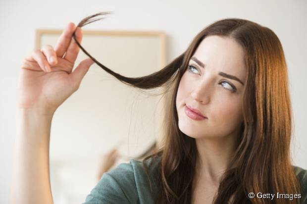 Tipps zur Kontrolle geteilter Enden ohne Haare zu schneiden  